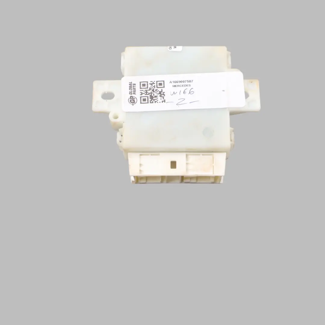 PDC Parking Distance Module Control Unit ECU to Mercedes W166 with Part number A1669007507 Mercedes W166 PDC Parking Distance Module Control Unit ECU - SKU A1669007507 - Part number A1669007507