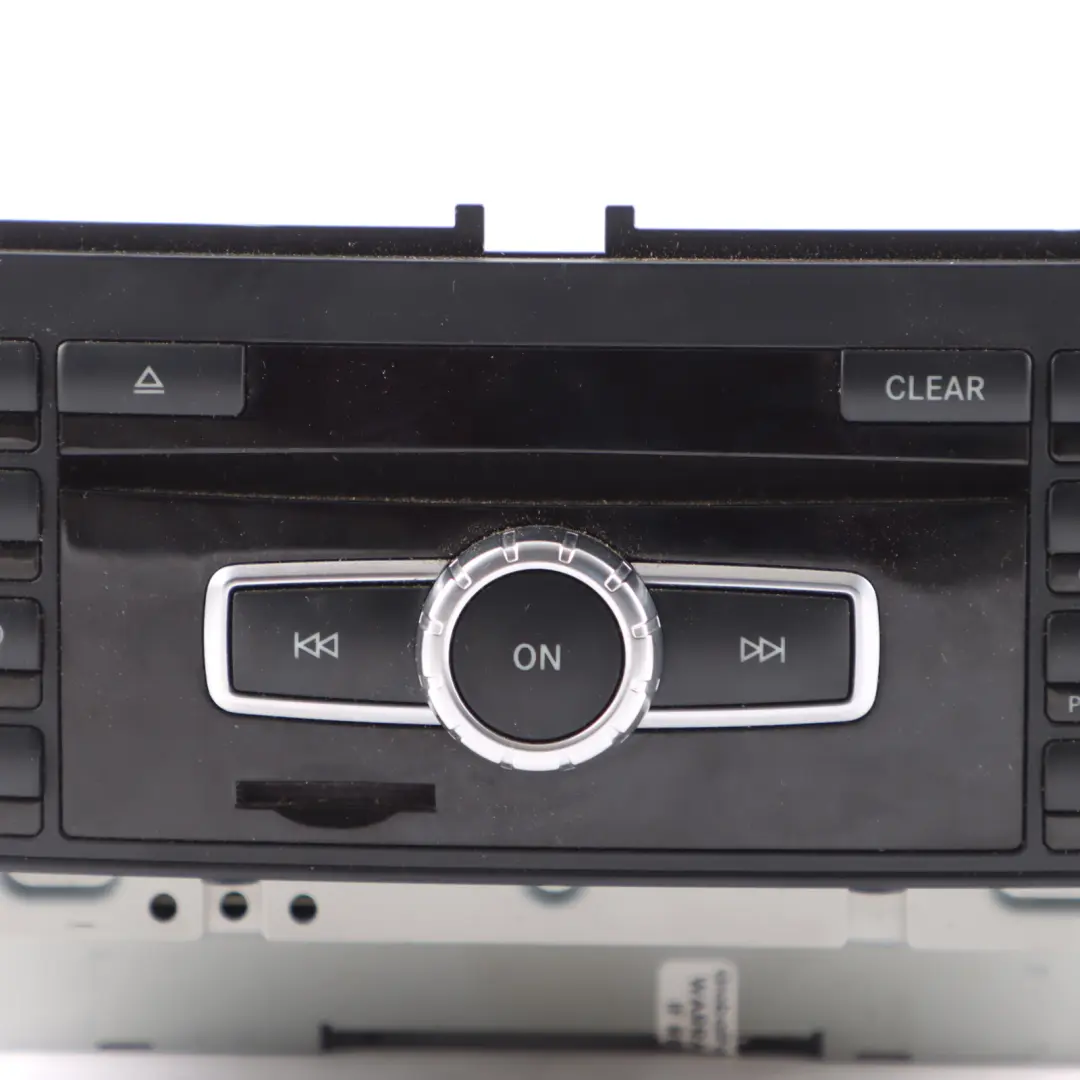 Mercedes ML W166 Unité de tête Radio Player Sat Nav Tel SD Card Unit - SKU A1669009808 - Numéro de pièce A1669009808
