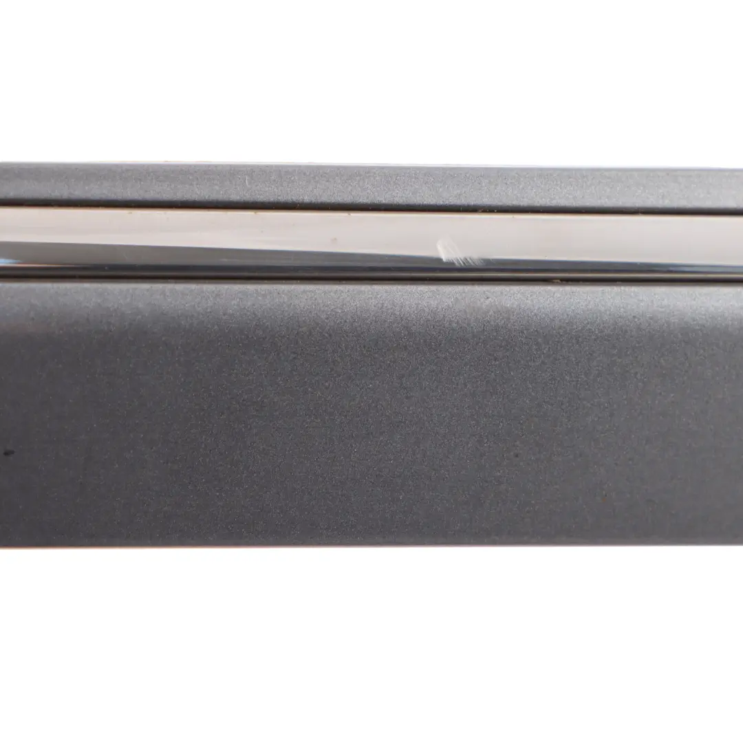 Striscia rivestimento porta anteriore sinistra Grigio Montagna 787 per Mercedes W245 con numero di parte A1696903362 Mercedes W245 Striscia rivestimento porta anteriore sinistra Grigio Montagna 787 - SKU A1696903362-MG - Numero di parte A1696903362