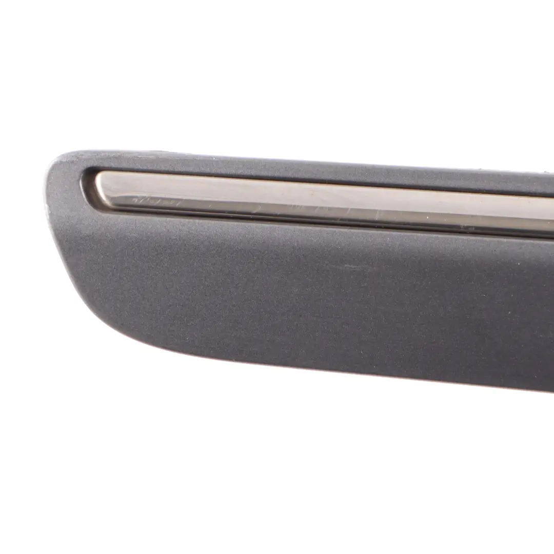 Moldura de puerta delantera izquierda Gris Montaña - 787 para Mercedes W245 con número de pieza A1696903362 Mercedes W245 Moldura de puerta delantera izquierda Gris Montaña - 787 - SKU A1696903362-MG - Número de pieza A1696903362