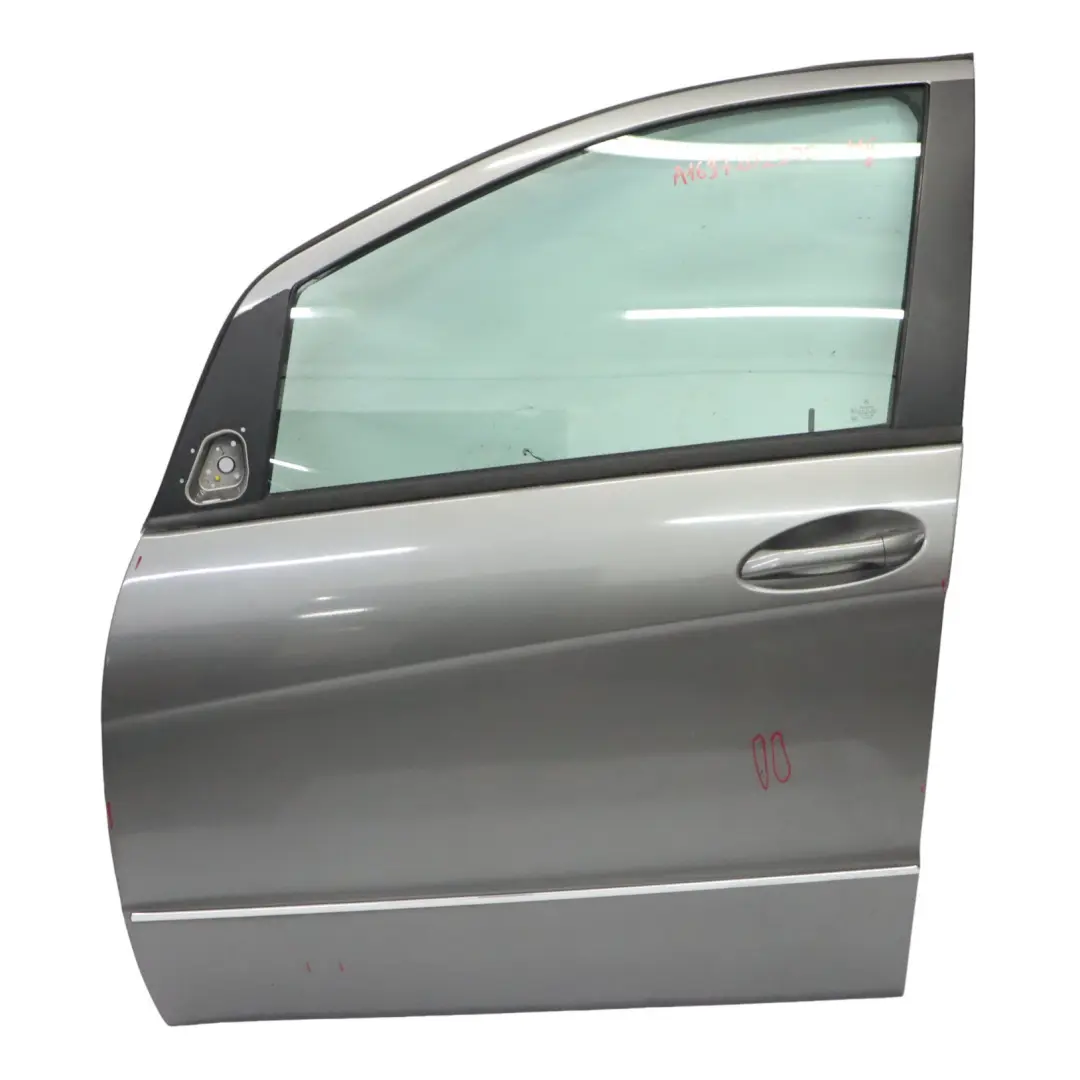 Puerta Delantera Izquierda Mountain Grey Metallic - 787 para Mercedes W169 con número de pieza A1697202105 Mercedes W169 Puerta Delantera Izquierda Mountain Grey Metallic - 787 - SKU A1697202105-MG - Número de pieza A1697202105