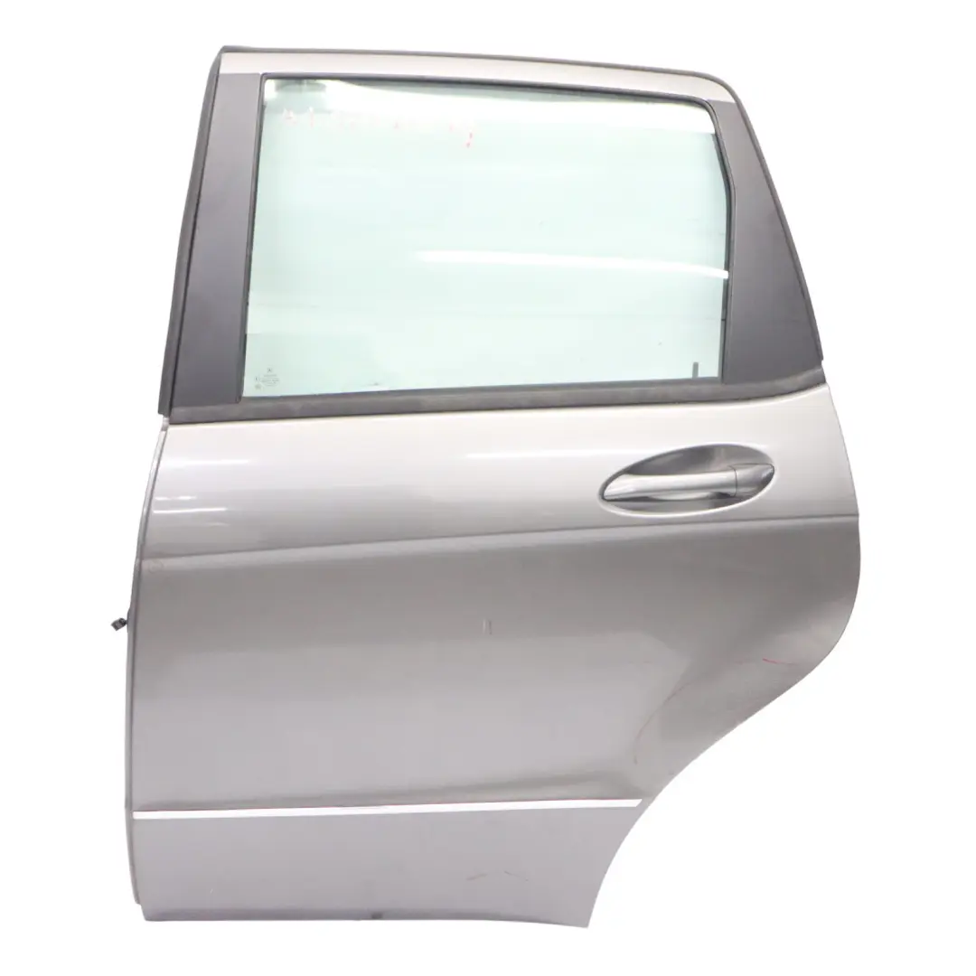 Puerta Trasera Izquierda Mountain Grey Metallic - 787 para Mercedes W169 con número de pieza A1697301905 Mercedes W169 Puerta Trasera Izquierda Mountain Grey Metallic - 787 - SKU A1697301905-MG - Número de pieza A1697301905