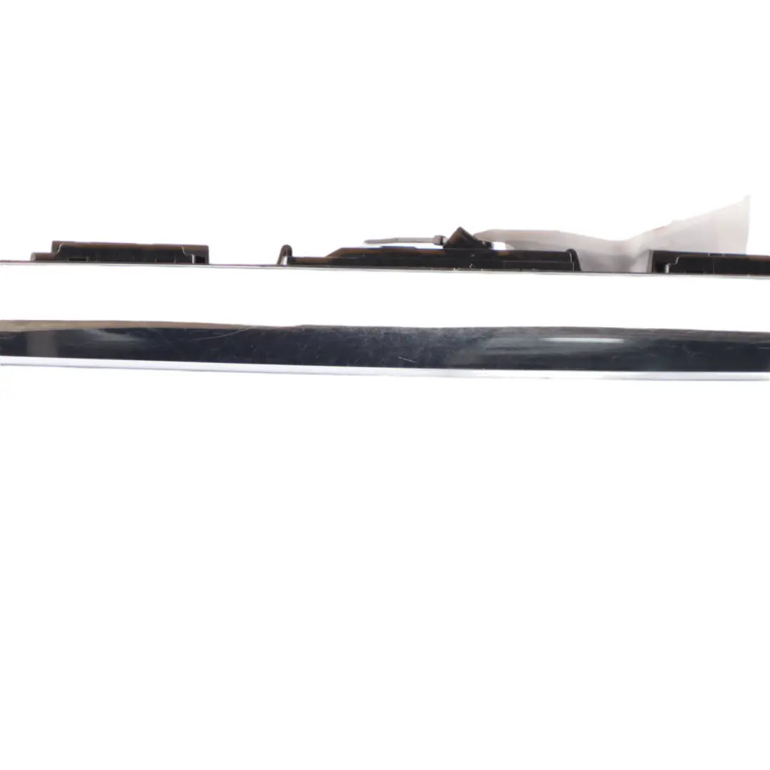 Mercedes W169 Tapa maletero Manija Cromo Cubierta Tailgate Grab - SKU A1697401993-1 - Número de pieza A1697401993