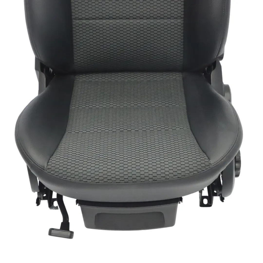 Asiento Delantero Izquierdo Interior Tela Cuero Negro Antracita para Mercedes W169 con número de pieza A1699106947 Mercedes W169 Asiento Delantero Izquierdo Interior Tela Cuero Negro Antracita - SKU A1699106947-5 - Número de pieza A1699106947