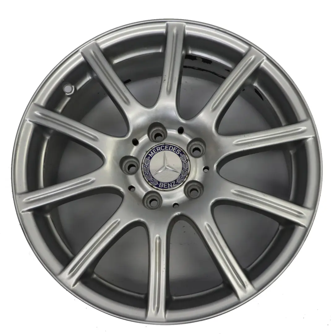 Jante alliage grise 17" 7,5J ET:36 10 branches pour Mercedes SLK R171 à propos du numéro de pièce A1714012202 Mercedes SLK R171 Jante alliage grise 17" 7,5J ET:36 10 branches - SKU A1714012202-2 - Numéro de pièce A1714012202