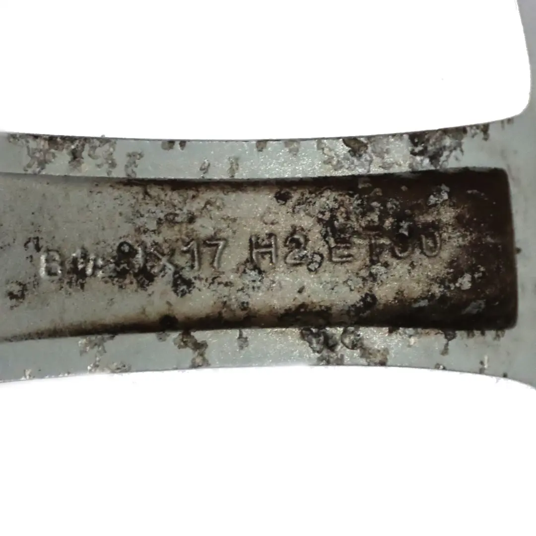 Cerchio Posteriore Lega Argento 17" 8,5J ET:30 per Mercedes R171 con numero di parte A1714012302 Mercedes R171 Cerchio Posteriore Lega Argento 17" 8,5J ET:30 - SKU A1714012302-1 - Numero di parte A1714012302