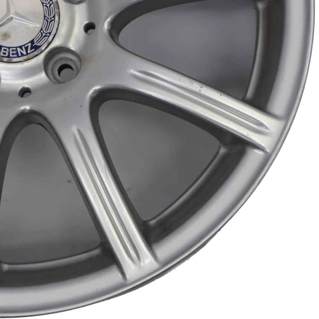 Hinten Grau Legierung Rad Felge 17" 8,5J ET:30 für Mercedes R171 mit Teilenummer A1714012302 Mercedes R171 Hinten Grau Legierung Rad Felge 17" 8,5J ET:30 - SKU A1714012302 - Teilenummer A1714012302