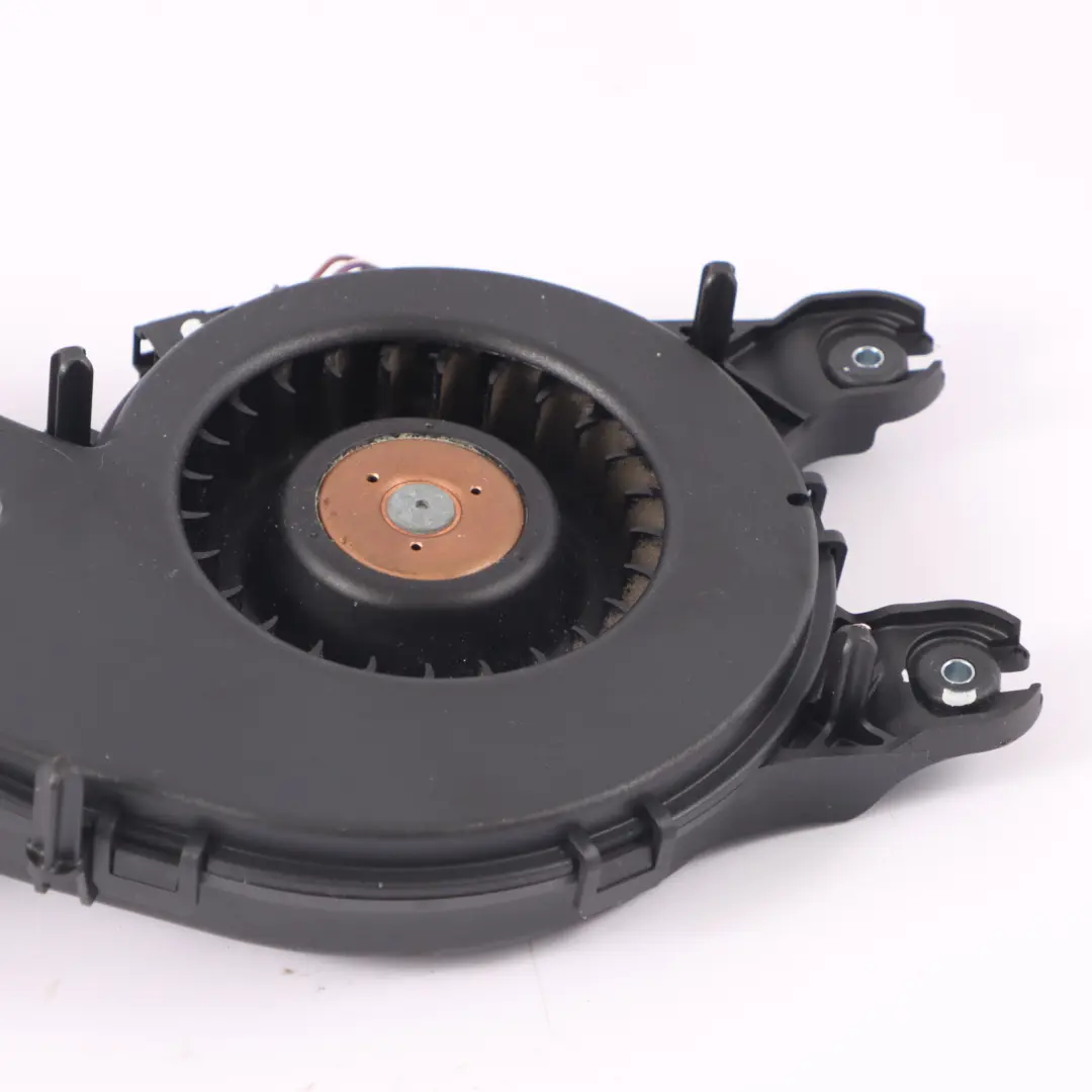 Mercedes R171 Siège Echarpe d'air Chauffage Soufflerie Avant Gauche - SKU A1718300008 - Numéro de pièce A1718300008