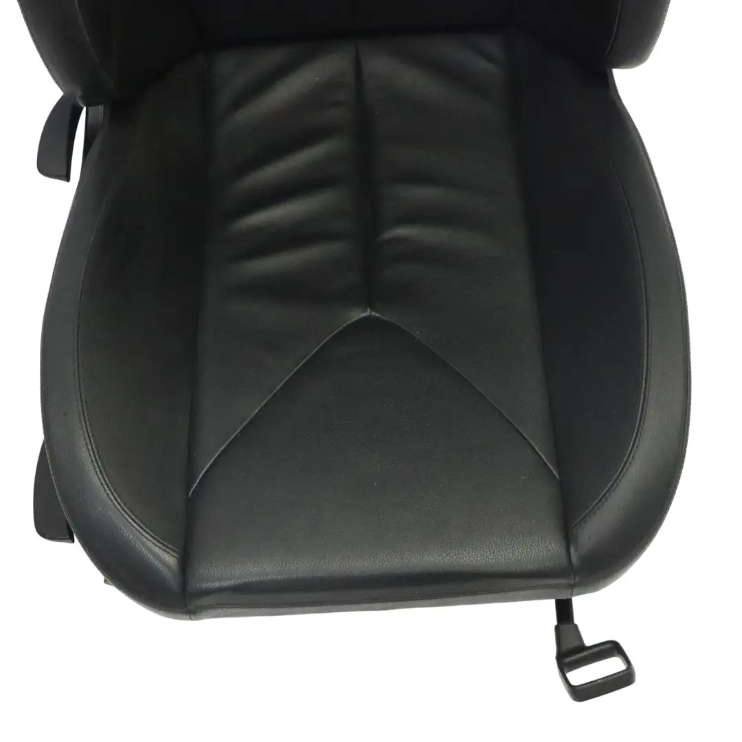 Vordersitz Mercedes R171 Rechts Interieur Leder Semi Anilin Schwarz für mit Teilenummer A1719103447 Vordersitz Mercedes R171 Rechts Interieur Leder Semi Anilin Schwarz - SKU A1719103447-6 - Teilenummer A1719103447