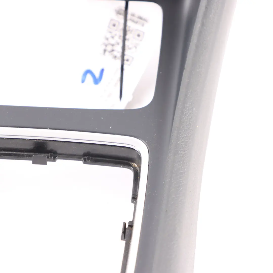 Panel Ramka Osłona Konsoli Środkowej Popielniczka do Mercedes W176 o numerze A1766807100 Mercedes W176 Panel Ramka Osłona Konsoli Środkowej Popielniczka - SKU A1766807100-2 - Numer Części A1766807100