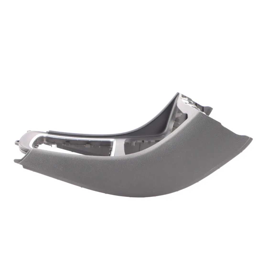 Consola Central Panel Embellecedor Caja Cenicero para Mercedes W176 con número de pieza A1766807100 Mercedes W176 Consola Central Panel Embellecedor Caja Cenicero - SKU A1766807100-2 - Número de pieza A1766807100