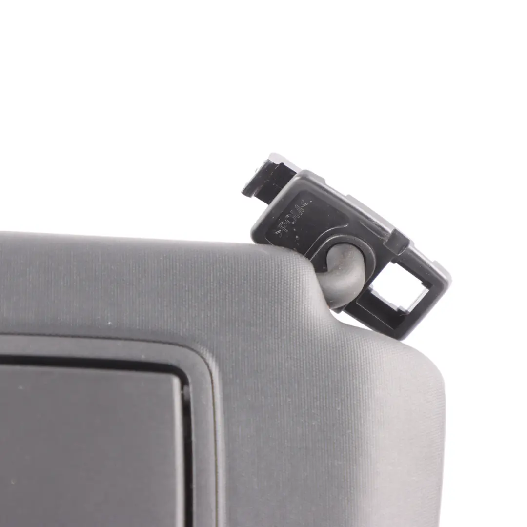 Daszek Osłona Przeciwsłoneczna Prawa Czarna do Mercedes CLA C117 o numerze A1768100610 Mercedes CLA C117 Daszek Osłona Przeciwsłoneczna Prawa Czarna - SKU A1768100610-1 - Numer Części A1768100610