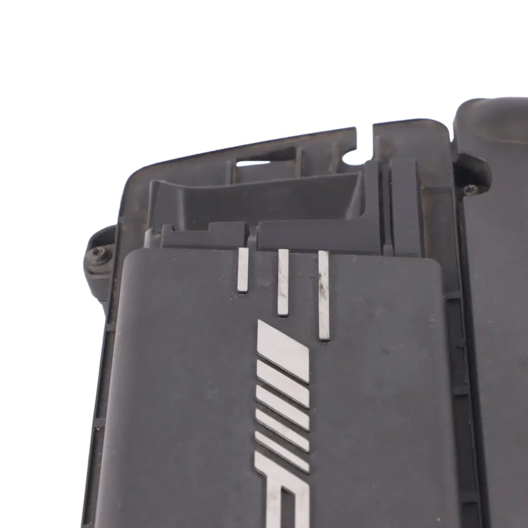 M177 Filtre Air Box Boîtier L'amortisseur Droit pour Mercedes W205 à propos du numéro de pièce A1770901401 Mercedes W205 M177 Filtre Air Box Boîtier L'amortisseur Droit - SKU A1770901401 - Numéro de pièce A1770901401