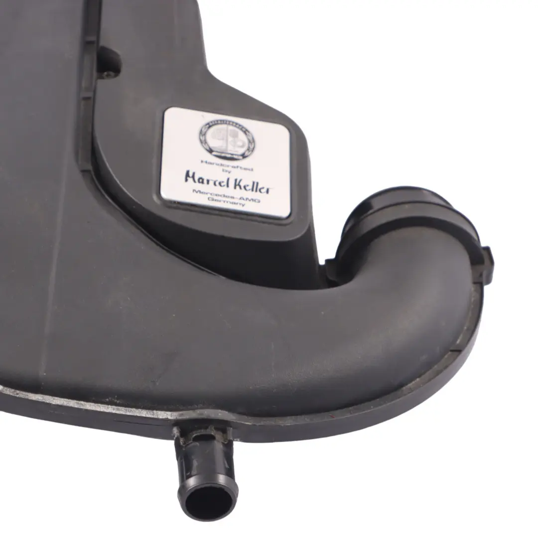 M177 Filtre Air Box Boîtier L'amortisseur Droit pour Mercedes W205 à propos du numéro de pièce A1770901401 Mercedes W205 M177 Filtre Air Box Boîtier L'amortisseur Droit - SKU A1770901401 - Numéro de pièce A1770901401