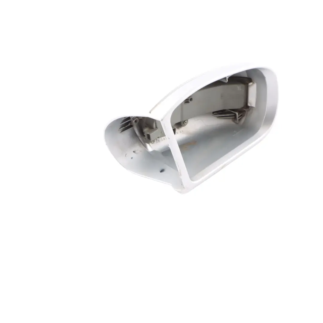 Rechts Abdeckkappe Außenspiegel Brillant Silber 744 für Mercedes W203 mit Teilenummer A2038100264 Mercedes W203 Rechts Abdeckkappe Außenspiegel Brillant Silber 744 - SKU A2038100264-BS - Teilenummer A2038100264