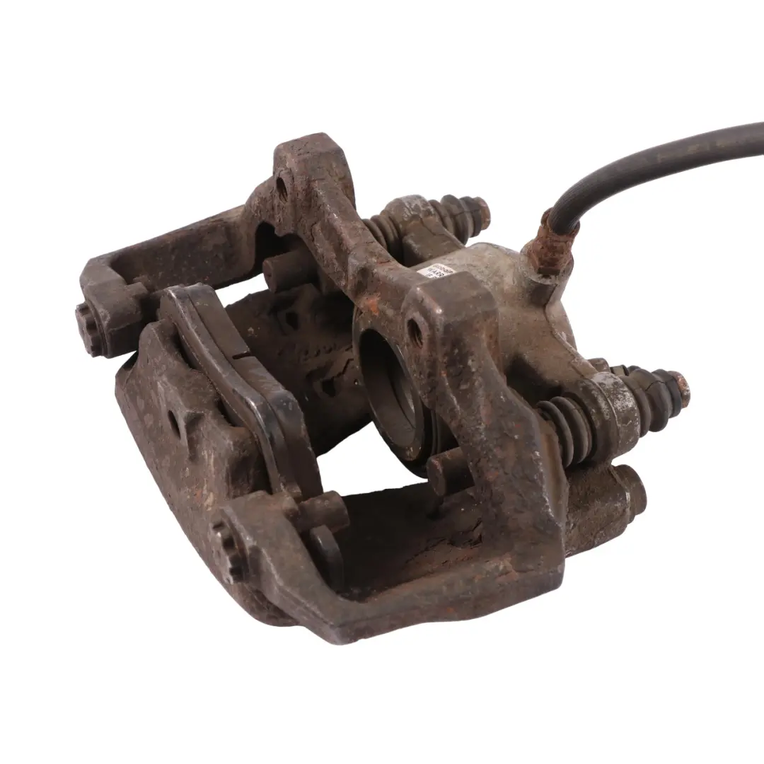 Etrier De Frein Avant Gauche Frein Roue AMG pour Mercedes W204 W212 à propos du numéro de pièce A2044213581 Mercedes W204 W212 Etrier De Frein Avant Gauche Frein Roue AMG - SKU A2044213581 - Numéro de pièce A2044213581