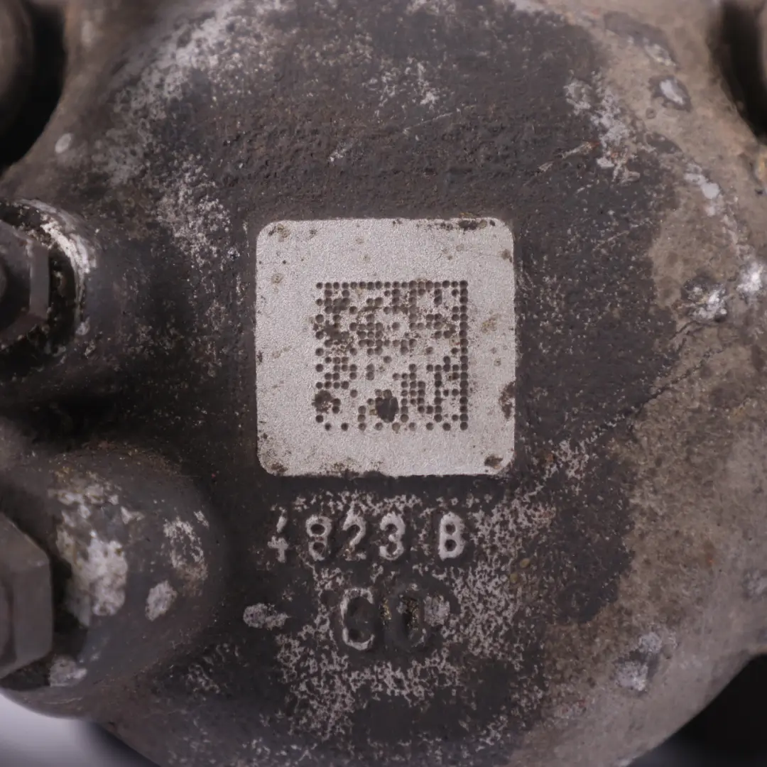 Bremssattel Vorne Rechts O/S Radbremse AMG für Mercedes W204 W212 mit Teilenummer A2044213681 Mercedes W204 W212 Bremssattel Vorne Rechts O/S Radbremse AMG - SKU A2044213681-1 - Teilenummer A2044213681