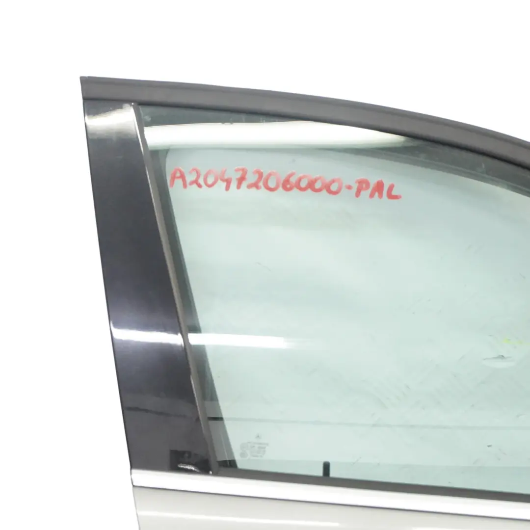 Porta Anteriore Destra Palladium Silver Metallic - 792 per Mercedes W204 con numero di parte A2047206000 Mercedes W204 Porta Anteriore Destra Palladium Silver Metallic - 792 - SKU A2047206000-PAL - Numero di parte A2047206000