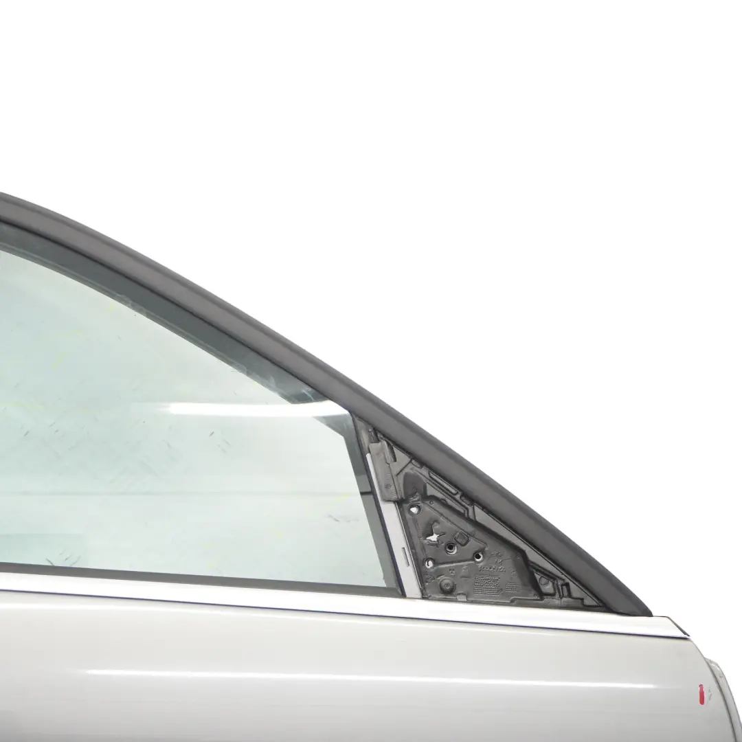 Mercedes W204 Puerta Delantera Derecha Palladium Silver Metallic - 792 - SKU A2047206000-PAL - Número de pieza A2047206000