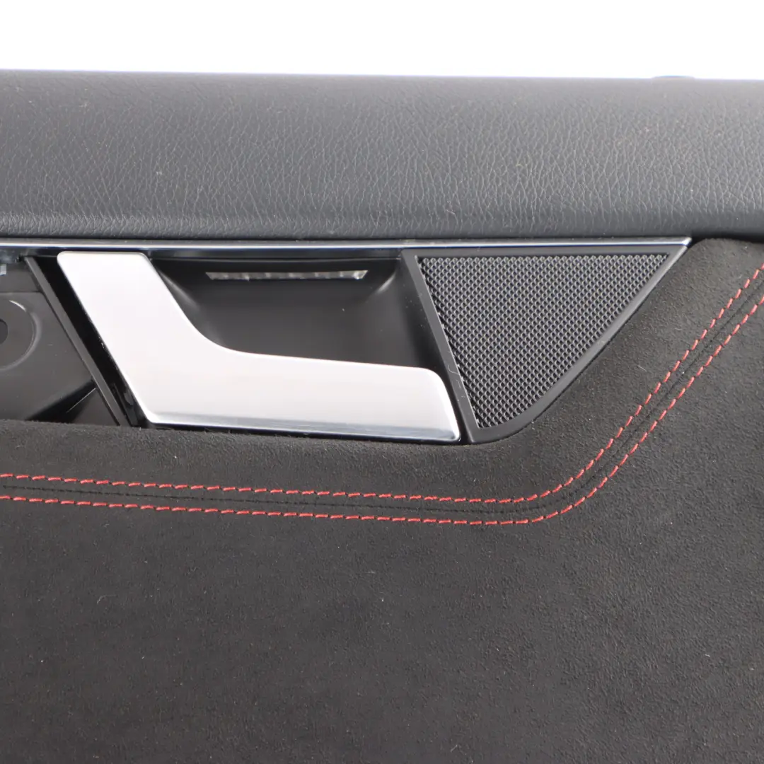 Panel Tarjeta Puerta Trasera Izquierda Tapa Negro para Mercedes C204 con número de pieza A2047301363 Mercedes C204 Panel Tarjeta Puerta Trasera Izquierda Tapa Negro - SKU A2047301363 - Número de pieza A2047301363