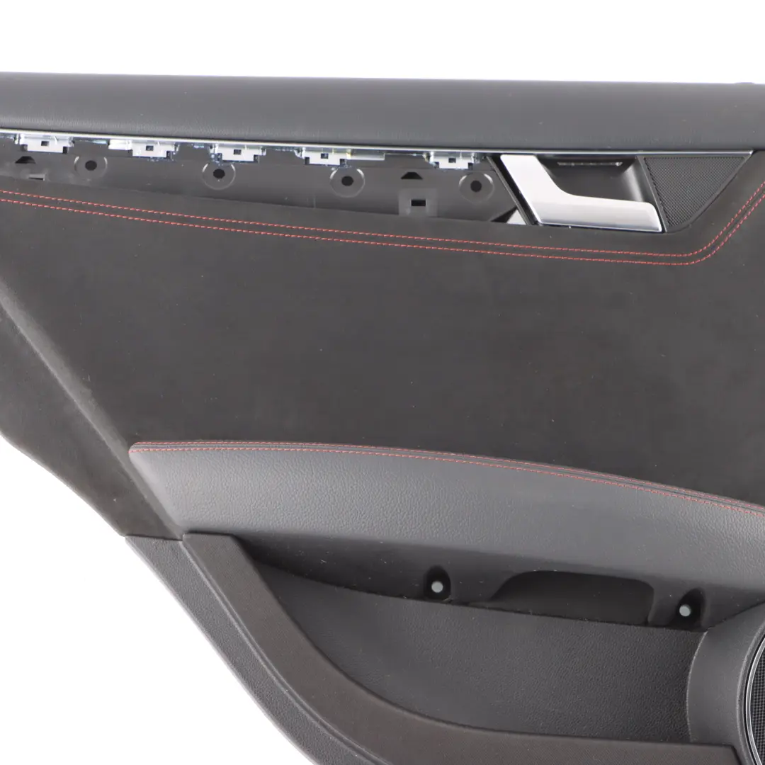 Panel Tarjeta Puerta Trasera Izquierda Tapa Negro para Mercedes C204 con número de pieza A2047301363 Mercedes C204 Panel Tarjeta Puerta Trasera Izquierda Tapa Negro - SKU A2047301363 - Número de pieza A2047301363