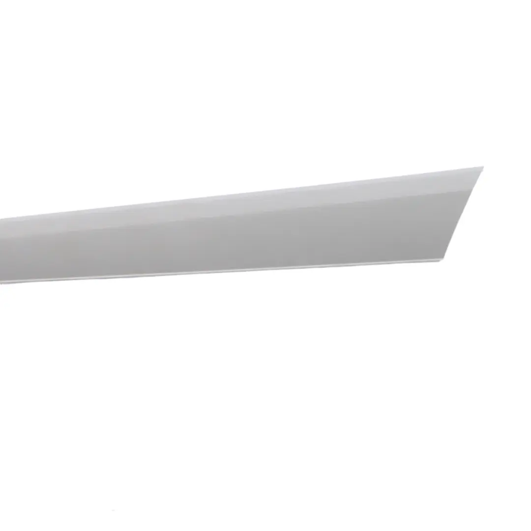 Moldura Puerta Interior Trasera Derecha Panel Aluminio para Mercedes W204 con número de pieza A2047302422 Mercedes W204 Moldura Puerta Interior Trasera Derecha Panel Aluminio - SKU A2047302422 - Número de pieza A2047302422