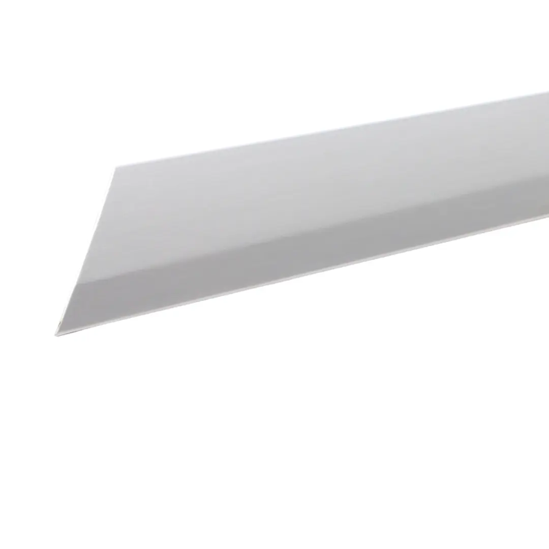 Mercedes W204 Moldura Puerta Interior Trasera Derecha Panel Aluminio - SKU A2047302422 - Número de pieza A2047302422
