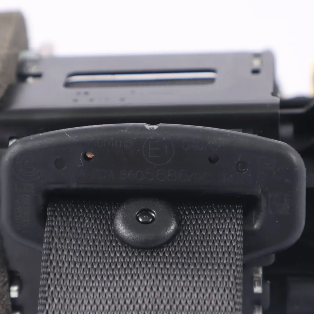 Ceinture Sécurité Arrière Prétensionneur Droit pour Mercedes W204 à propos du numéro de pièce A2048605686 Mercedes W204 Ceinture Sécurité Arrière Prétensionneur Droit - SKU A2048605686 - Numéro de pièce A2048605686