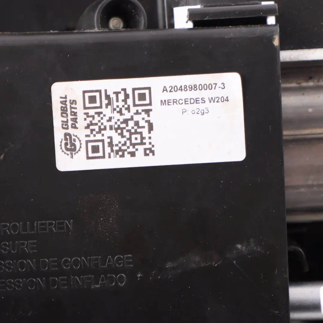 Mercedes W204 Zestaw Narzędzi Do Bagażnika A2048980007 - SKU A2048980007-3 - Numer Części A2128980914