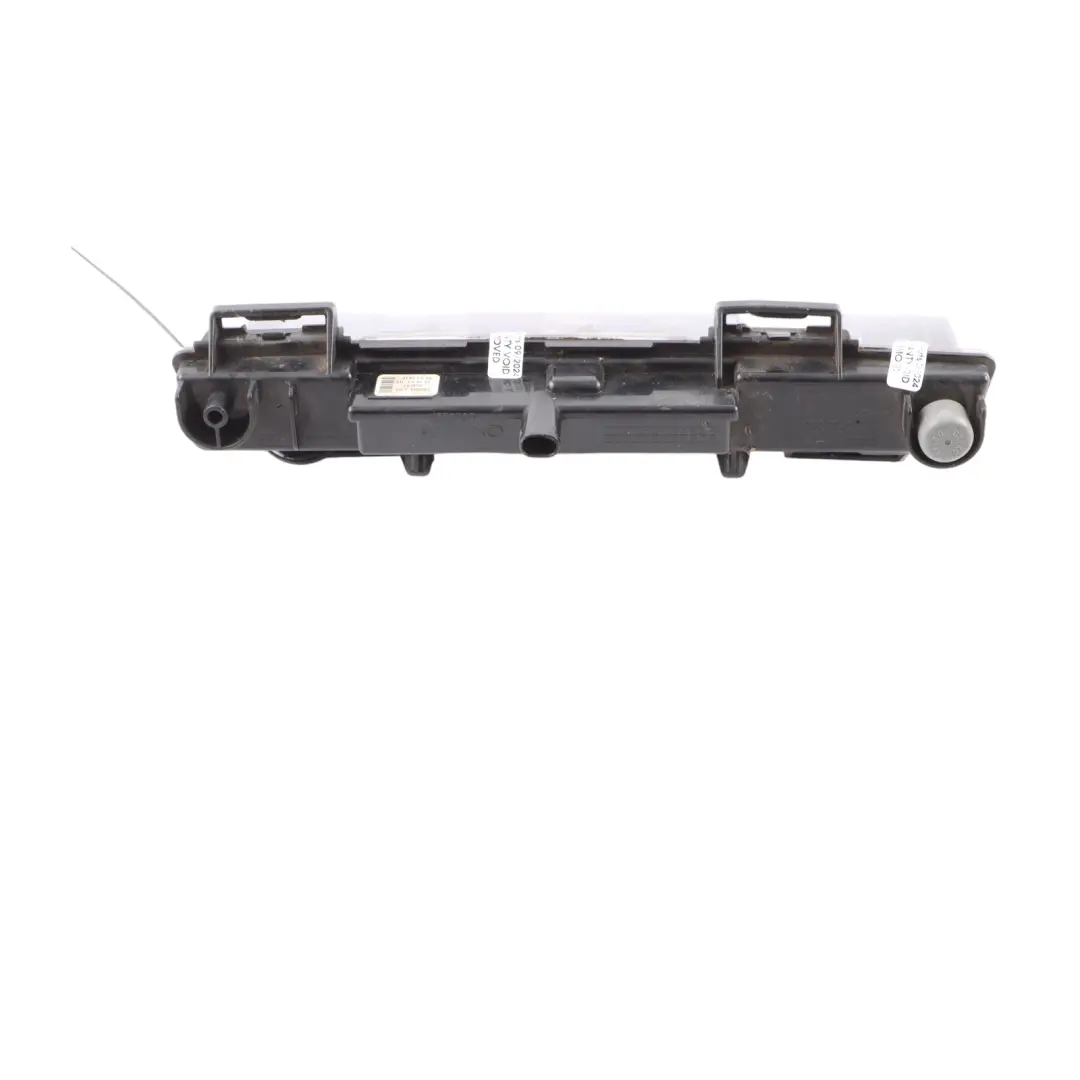 Luce di marcia diurna Fendinebbia Destra per Mercedes W204 W212 con numero di parte A2049069000 Mercedes W204 W212 Luce di marcia diurna Fendinebbia Destra - SKU A2049069000 - Numero di parte A2049069000