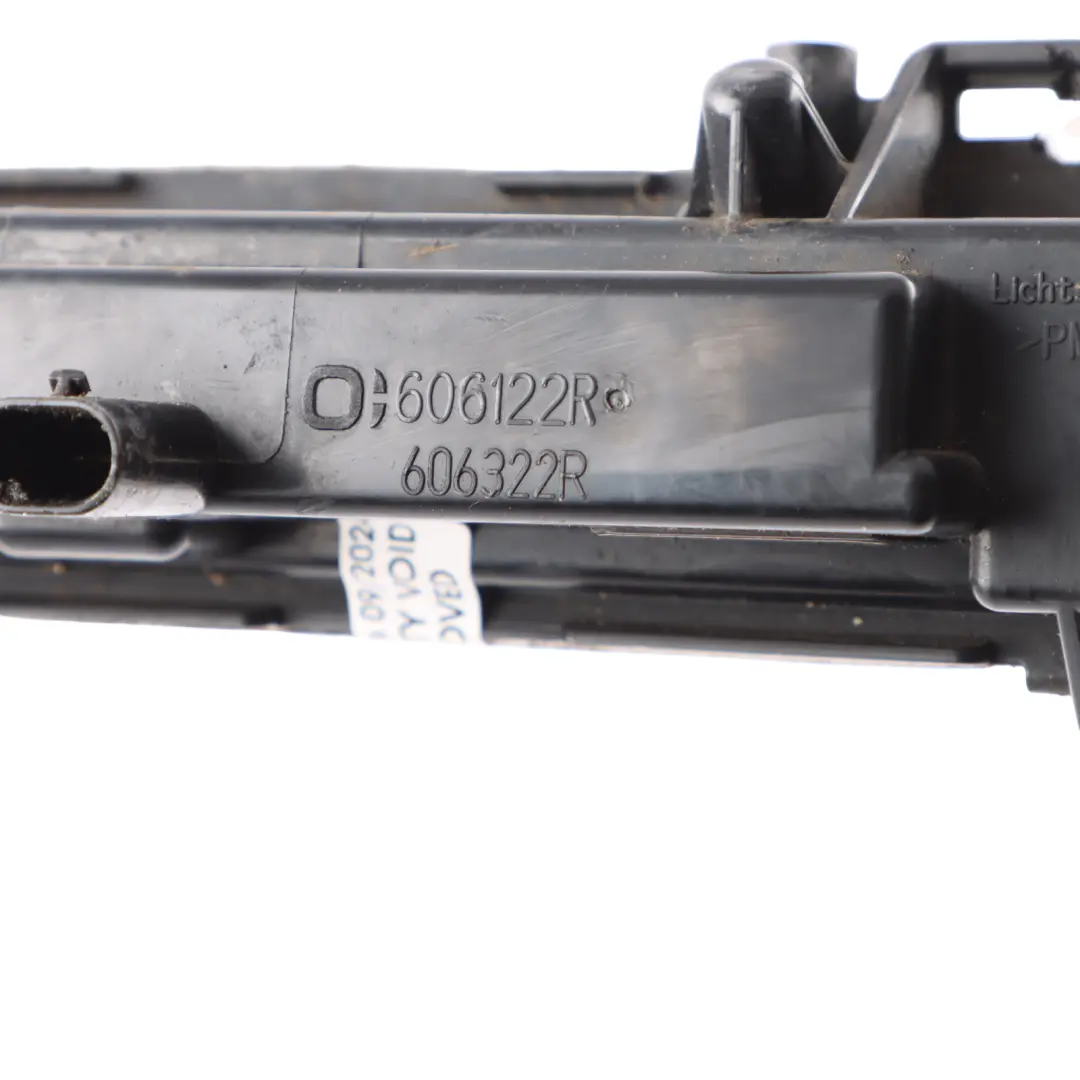 Mercedes W204 W212 Luz de conducción diurna Luz antiniebla Derecha - SKU A2049069000 - Número de pieza A2049069000