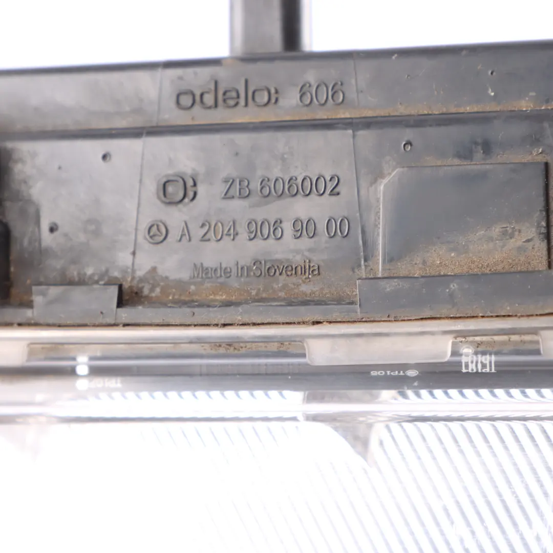 Mercedes W204 W212 Halogen Światło Zderzaka Przód Prawy - SKU A2049069000 - Numer Części A2049069000