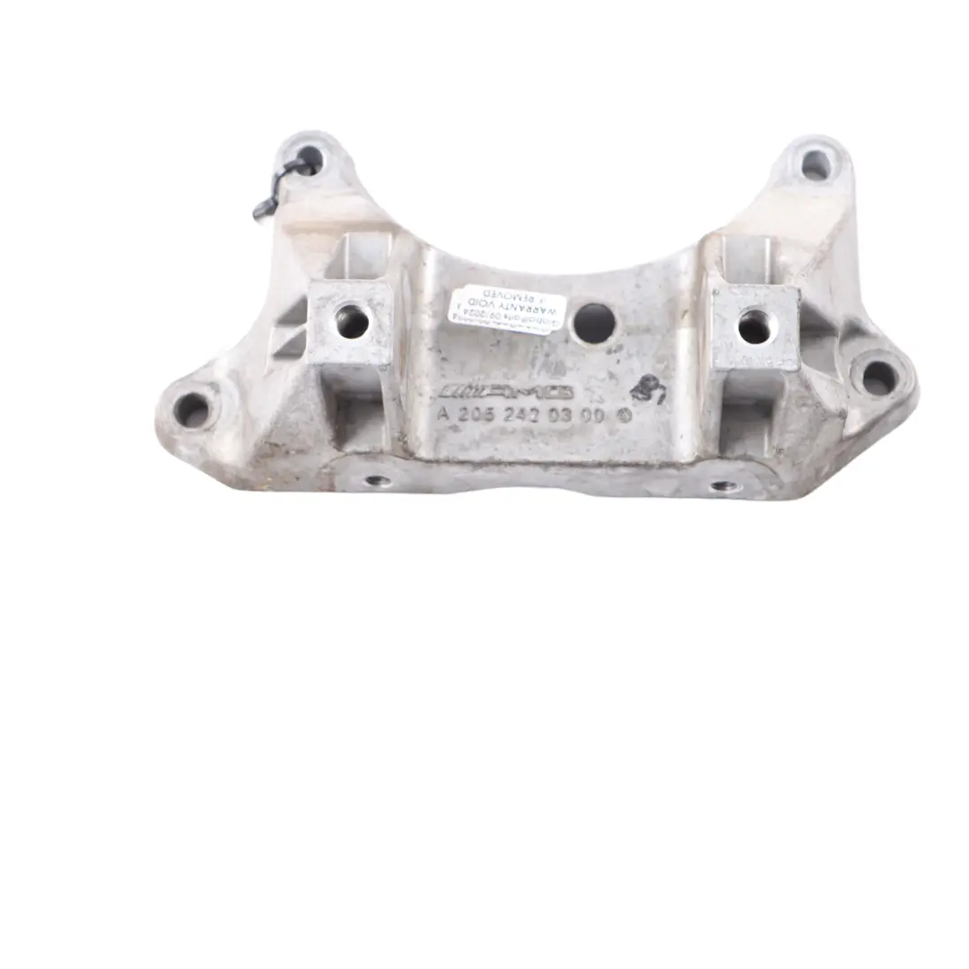 M256 4MATIC Gearbox Transmission Bearing Mount Bracket to Mercedes W205 with Part number A2052420300 Mercedes W205 M256 4MATIC Gearbox Transmission Bearing Mount Bracket - SKU A2052420300 - Part number A2052420300