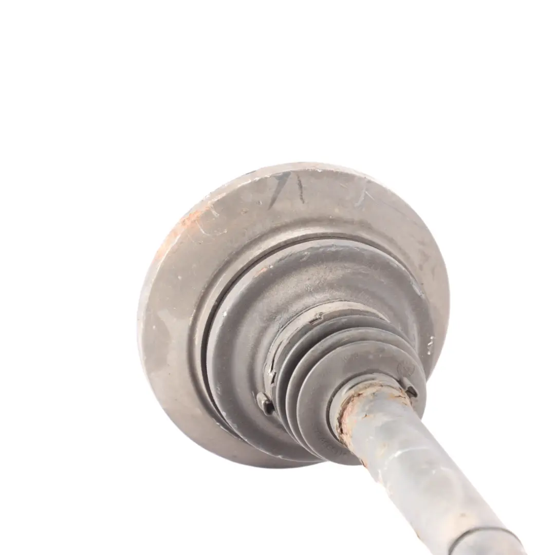 Driveshaft Rear Axle Right O/S Output Shaft to Mercedes W205 C 63 AMG with Part number A2053509508 Mercedes W205 C 63 AMG Driveshaft Rear Axle Right O/S Output Shaft - SKU A2053509508 - Part number A2053509508