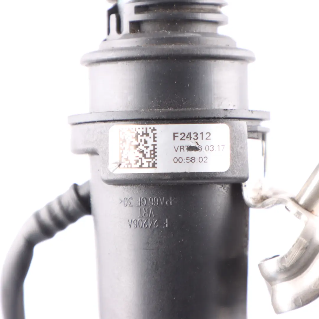 Return Pipe Line Hose Tube to Mercedes W205 Fuel Tank with Part number A2054709201 Mercedes W205 Fuel Tank Return Pipe Line Hose Tube - SKU A2054709201 - Part number A2054709201