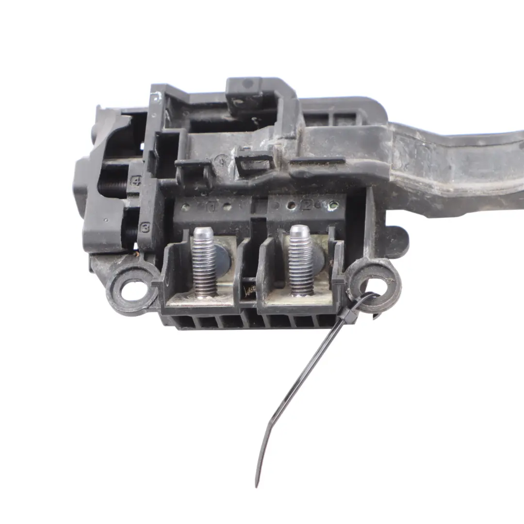 Unité De Distribution Connecteur Busbar pour Mercedes W205 W213 C238 à propos du numéro de pièce A2055455100 Mercedes W205 W213 C238 Unité De Distribution Connecteur Busbar - SKU A2055455100 - Numéro de pièce A2055455100