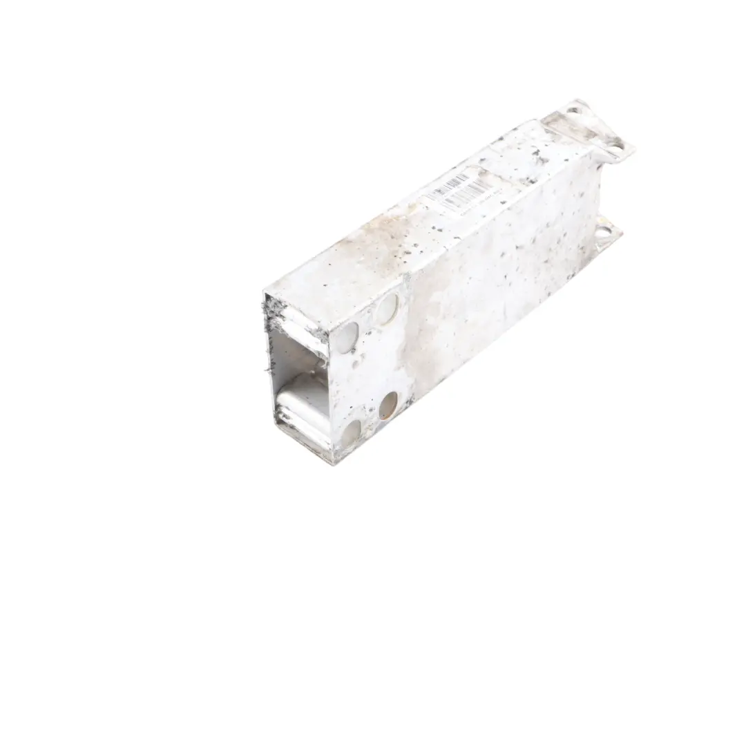 Staffa Rinforzo Paraurti Anteriore Destra per Mercedes W205 con numero di parte A2056200801 Mercedes W205 Staffa Rinforzo Paraurti Anteriore Destra - SKU A2056200801 - Numero di parte A2056200801