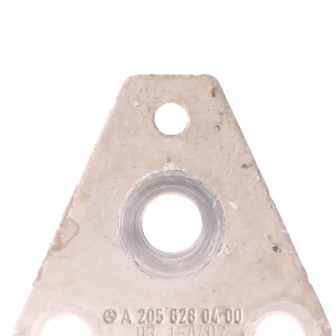 Staffa Montaggio Della Piastra dello sterzo per Mercedes W205 con numero di parte A2056280400 Mercedes W205 Staffa Montaggio Della Piastra dello sterzo - SKU A2056280400 - Numero di parte A2056280400