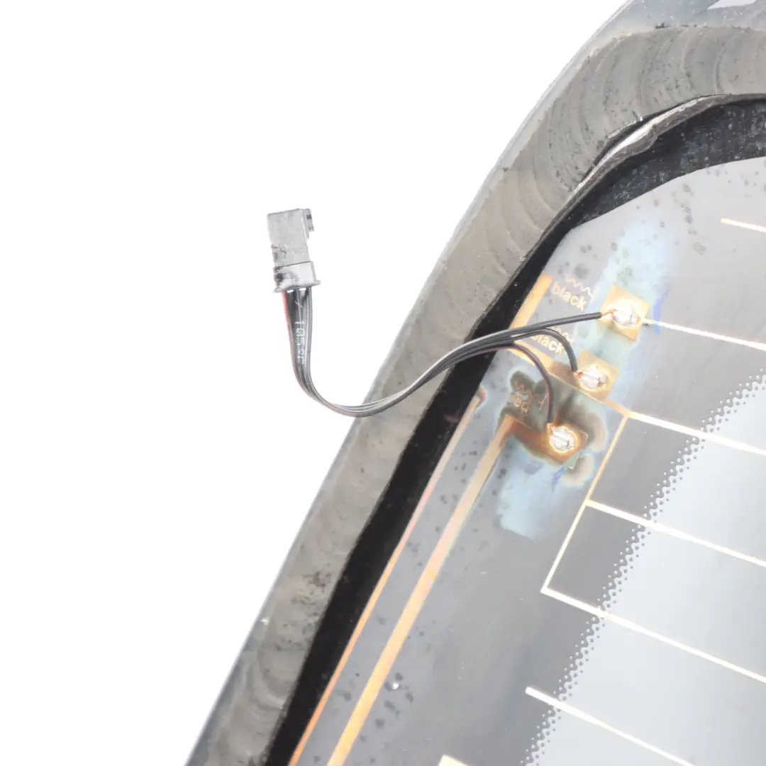 Szyba tylna przyciemniana do Mercedes W205 Sedan o numerze A2056704800 Mercedes W205 Sedan Szyba tylna przyciemniana - SKU A2056704800 - Numer Części A2056704800