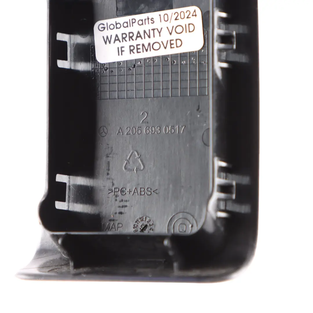 Mercedes W205 Panel Embellecedor Central De La Bandeja Trasera Negro - SKU A2056930517 - Número de pieza A2056930517