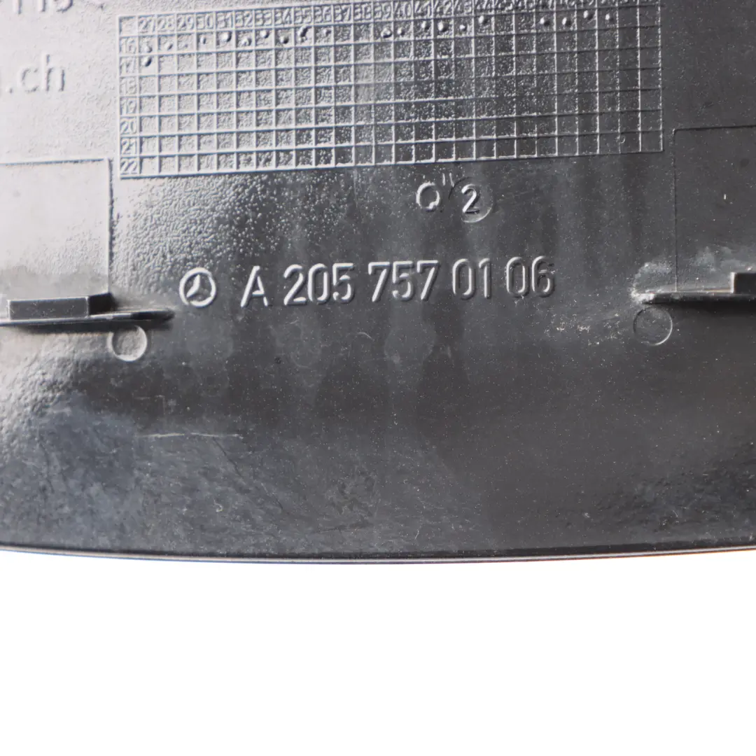 Mercedes W205 Tankdeckel Klappe Obsidian Schwarz - SKU A2057570106-OB - Teilenummer A2057570106