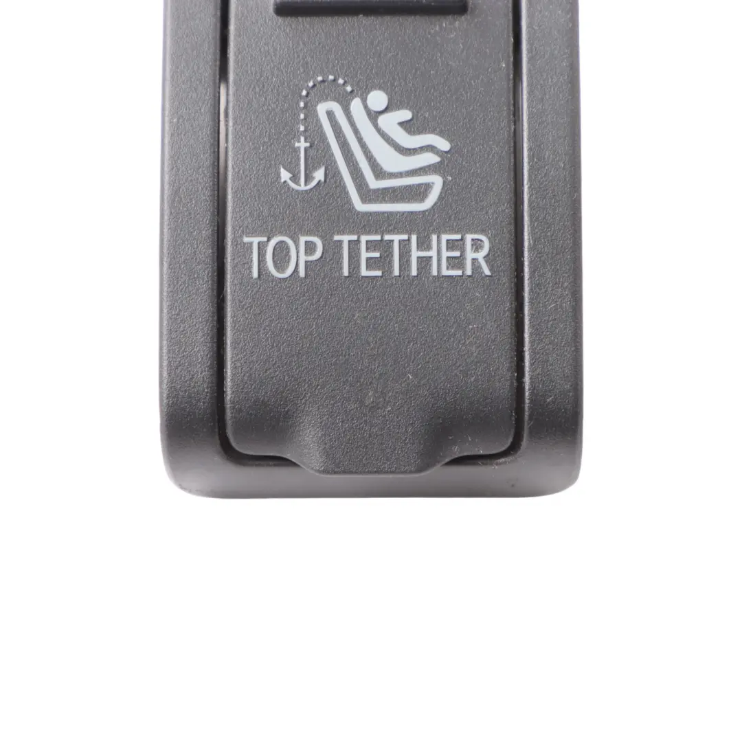 Tapa embellecedora cubierta ISOFIX infantil Negro para Mercedes W205 con número de pieza A2058680239 Mercedes W205 Tapa embellecedora cubierta ISOFIX infantil Negro - SKU A2058680239 - Número de pieza A2058680239