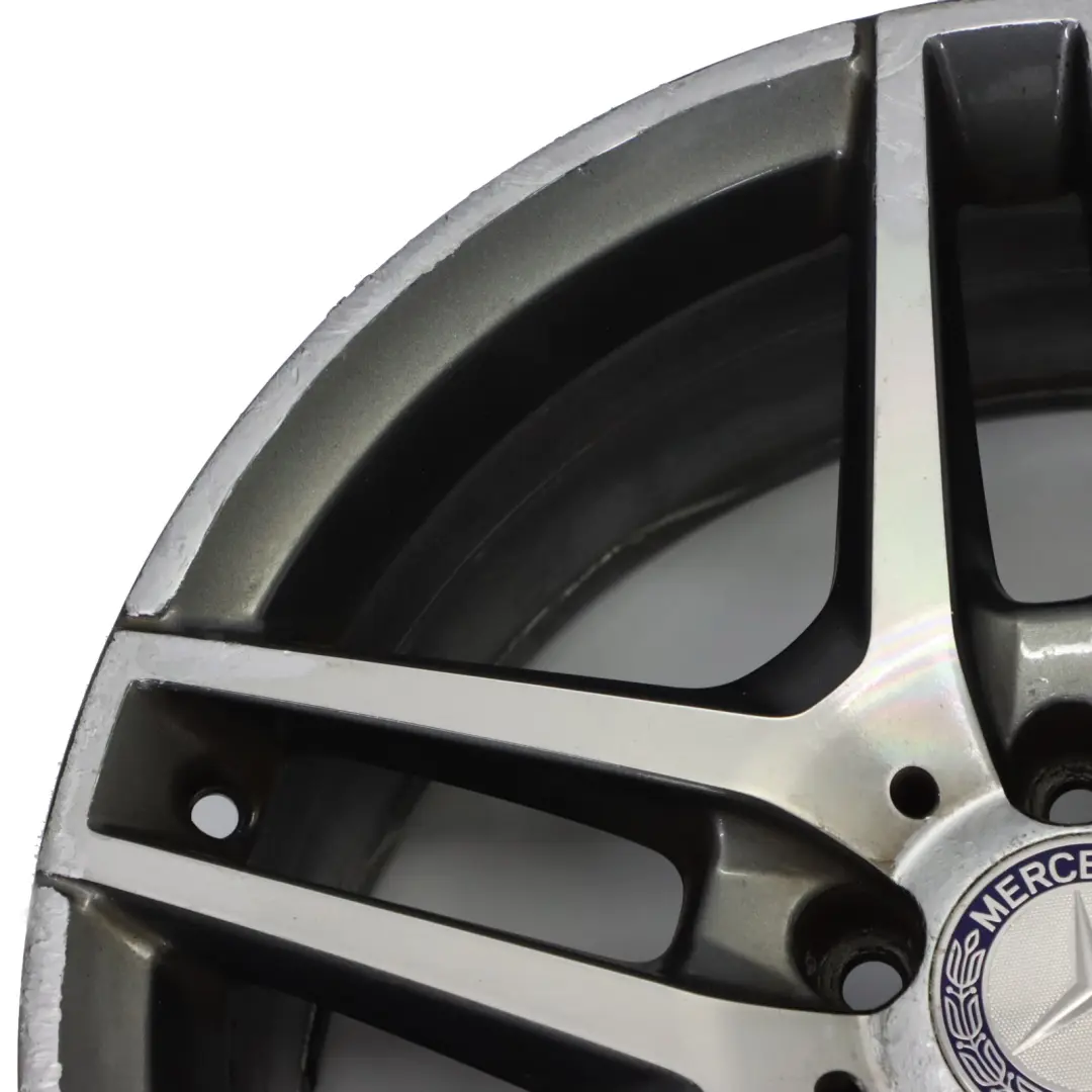 Jante avant en alliage 18" 5 Double rayon 8J ET:45 pour Mercedes C207 AMG à propos du numéro de pièce A2074010000 Mercedes C207 AMG Jante avant en alliage 18" 5 Double rayon 8J ET:45 - SKU A2074010000-1 - Numéro de pièce A2074010000