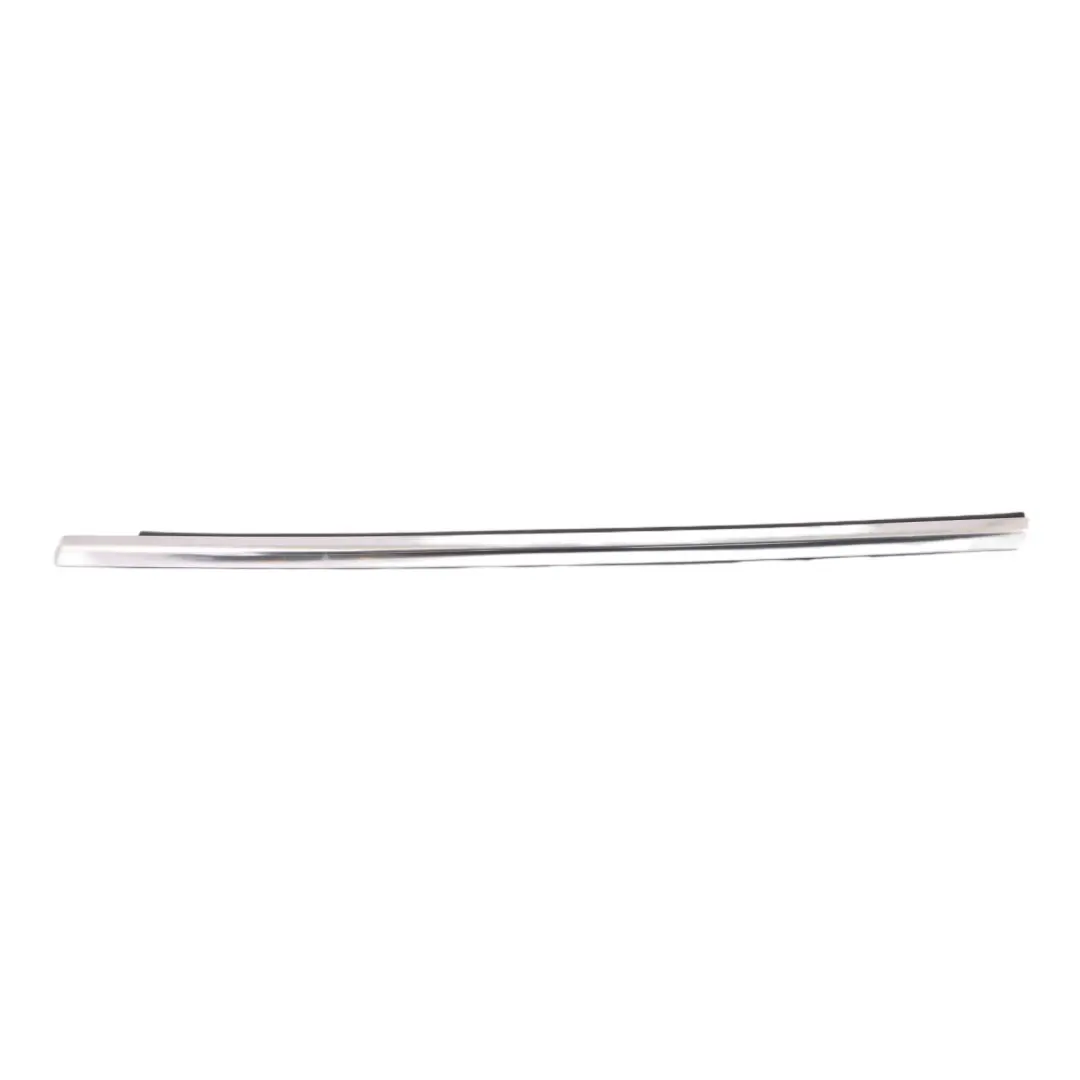 Mercedes A207 Joint de Vitre Arrière Gauche Bande Latérale Chromée - SKU A2076701400 - Numéro de pièce A2076701400