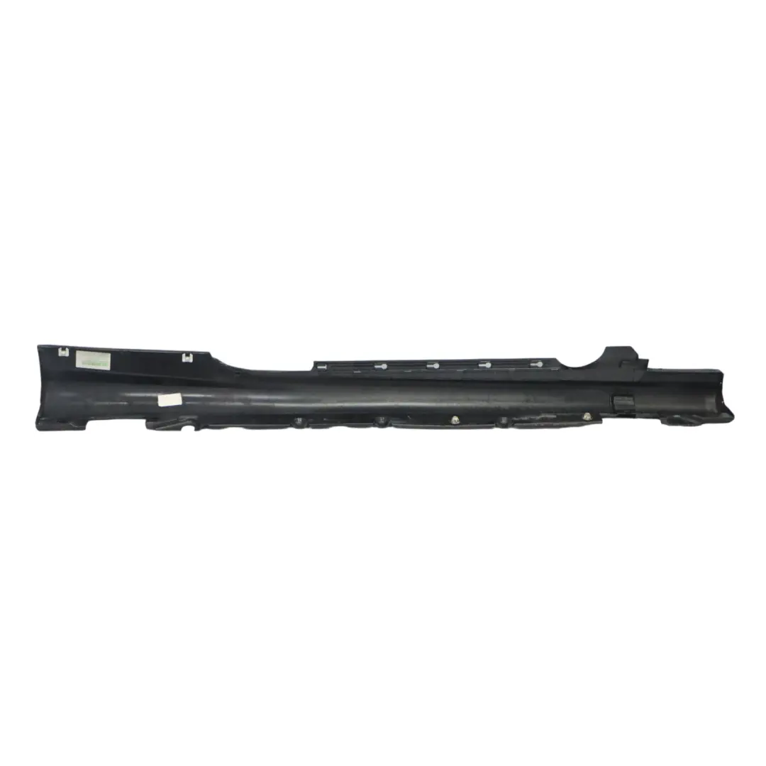 Mercedes A207 Cabrio Faldón Lateral Umbral Puerta Izquierda Obsidian Black - 197 - SKU A2076980954-OB - Número de pieza A2076980954