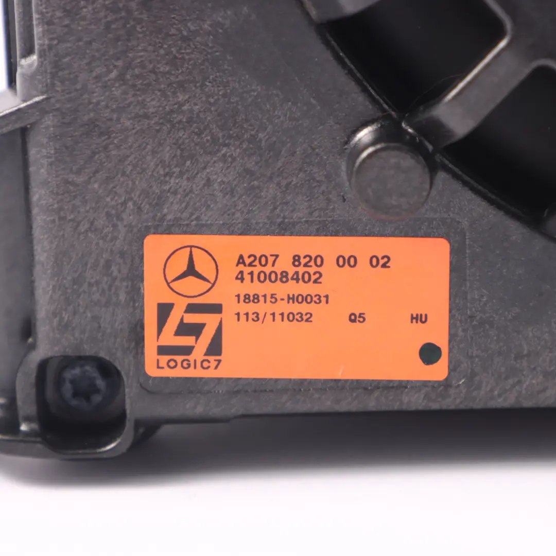 Subwoofer Logic7 Mercedes A207 Altoparlante Posteriore Harman Kardon per con numero di parte A2078200002 Subwoofer Logic7 Mercedes A207 Altoparlante Posteriore Harman Kardon - SKU A2078200002 - Numero di parte A2078200002