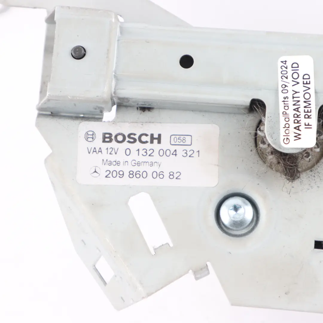 Sicher Heitsgurt Zuführungs Motor Aktuator Rechts für Mercedes W209 mit Teilenummer A2098600682 Mercedes W209 Sicher Heitsgurt Zuführungs Motor Aktuator Rechts - SKU A2098600682-1 - Teilenummer A2098600682