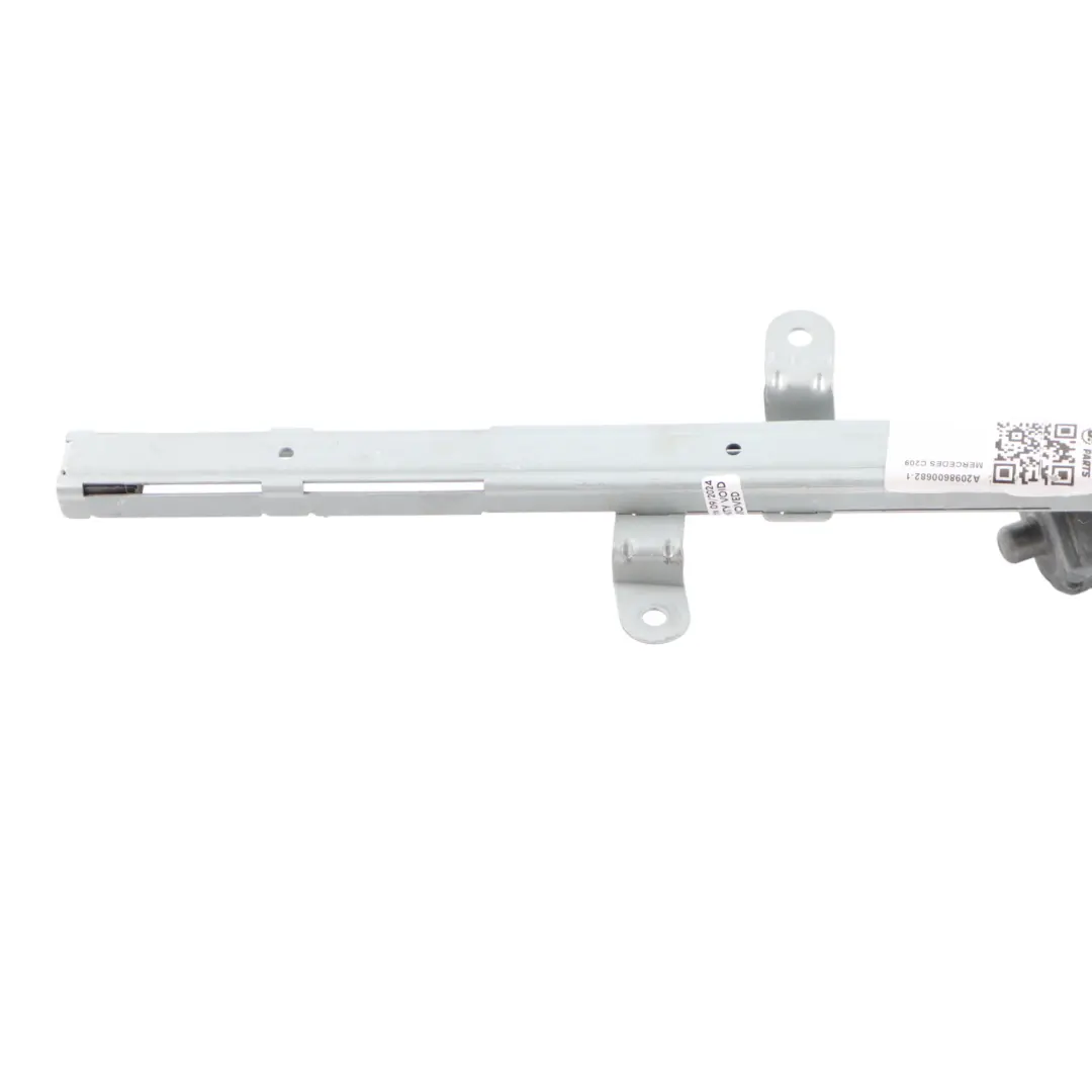 Seatbelt Feeder Motor Actuator Right O/S to Mercedes W209 with Part number A2098600682 Mercedes W209 Seatbelt Feeder Motor Actuator Right O/S - SKU A2098600682-1 - Part number A2098600682