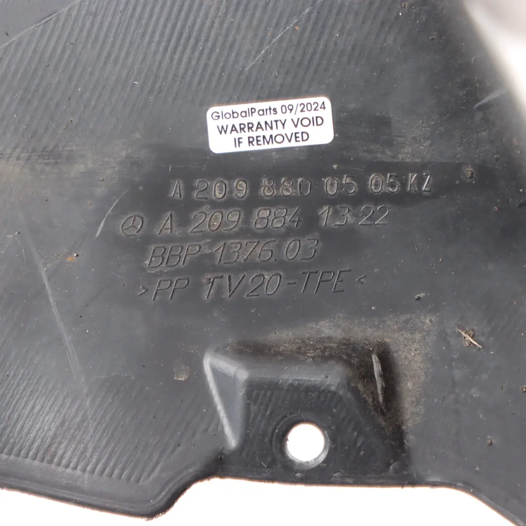 Radlauf Abdeckung Vorne Links Untere Auskleidung für Mercedes C209 mit Teilenummer A2098841322 Mercedes C209 Radlauf Abdeckung Vorne Links Untere Auskleidung - SKU A2098841322 - Teilenummer A2098841322