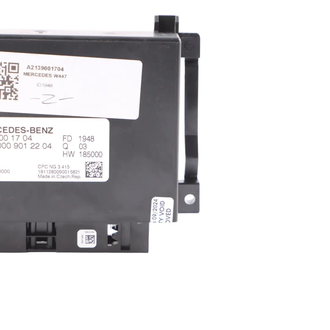 Unit Module Unit Electrical Drive Control CPC to Mercedes W447 with Part number A2139001704 Mercedes W447 Unit Module Unit Electrical Drive Control CPC - SKU A2139001704 - Part number A2139001704